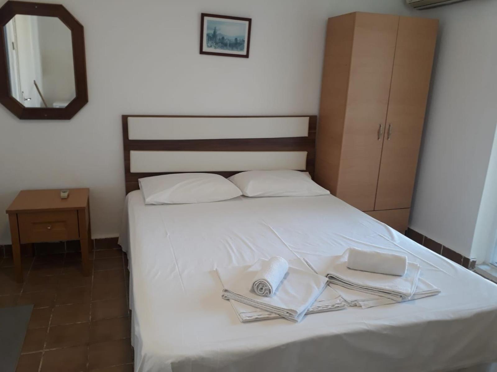 Martili Villa Lara Antália Quarto foto